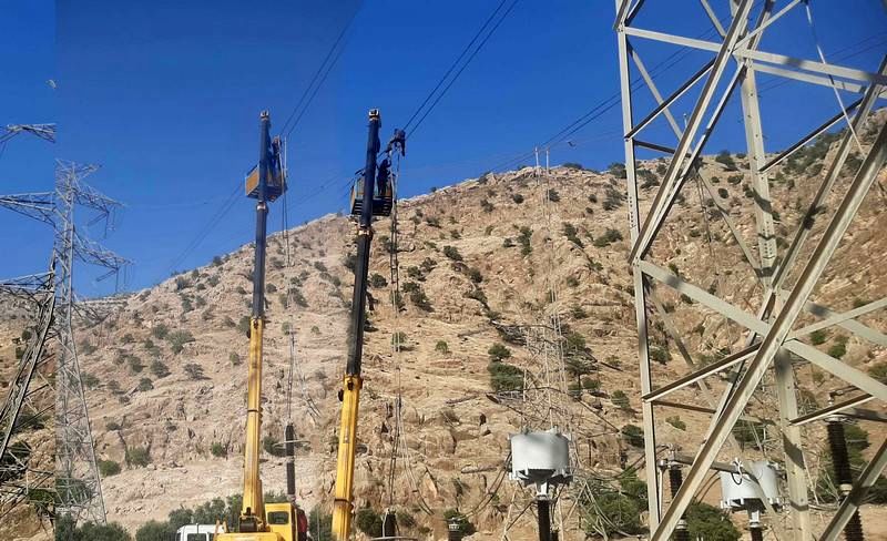 رفع عیب نقطه داغ ایجاد شده در اتصالات فاز C خط شهید عباسپور در پست 400 کیلو ولت کارون 3
