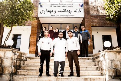  برگزاری معاینات شغلی و آزمایشات ادواری سالیانه پرسنل پیمانکار سد و نیروگاه کارون3 