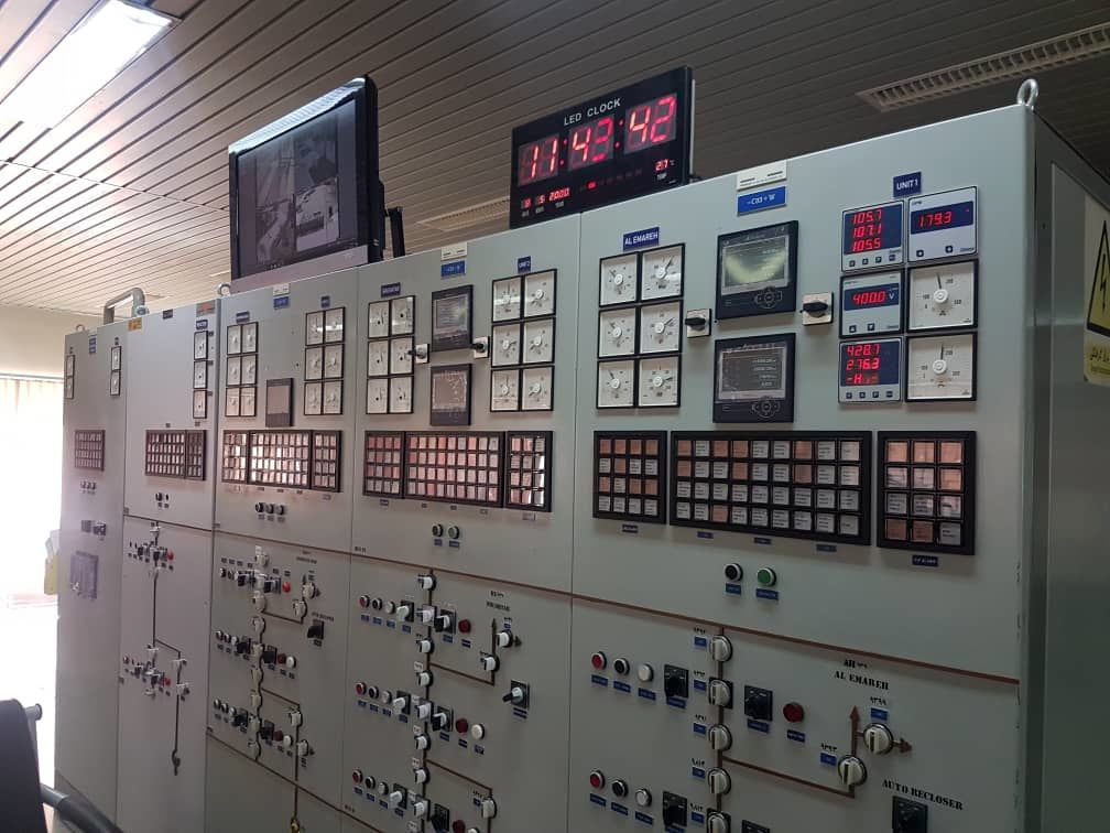  تعویض میترهای اندازه گیری آنالوگ در پست کرخه با میترهای مدیریت انرژی