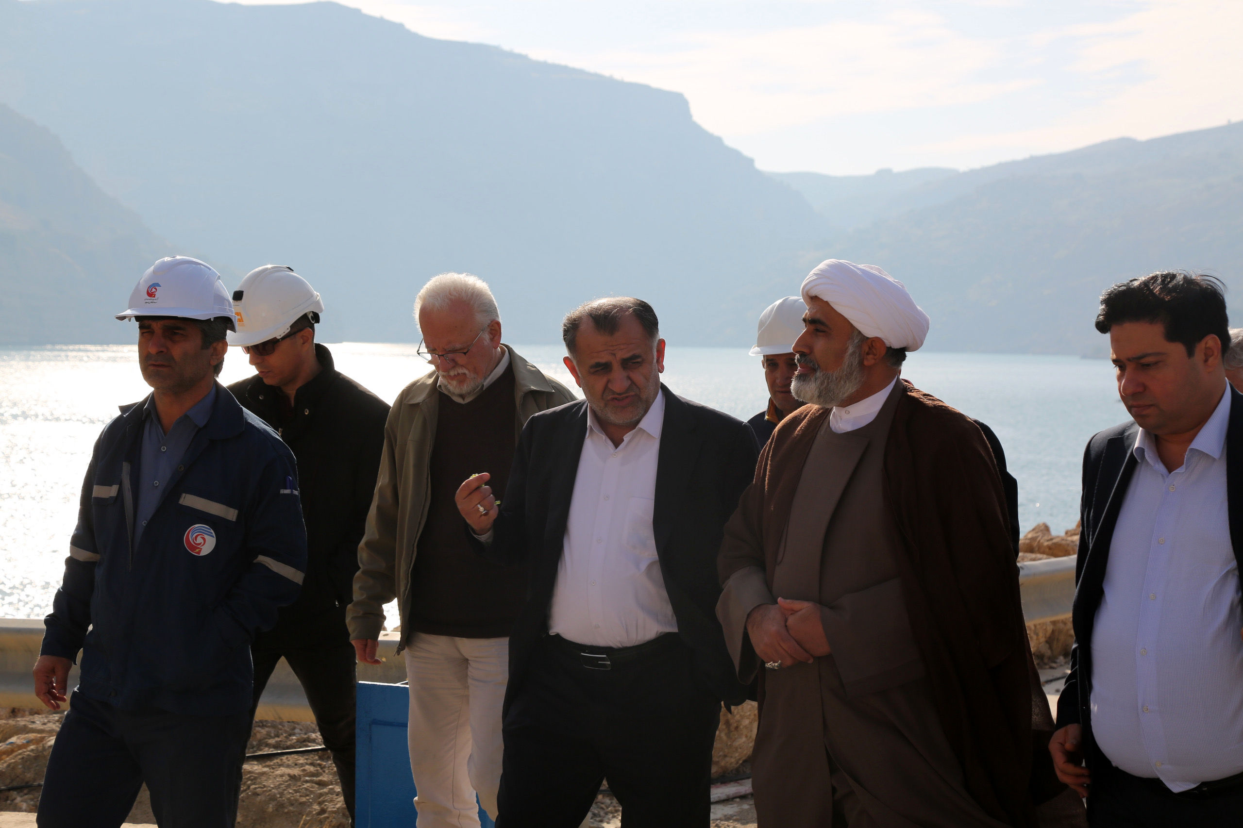 بازدید مدیرکل بازرسی خوزستان و مدیرعامل سازمان آب و برق خوزستان از سد و نیروگاه مسجدسلیمان