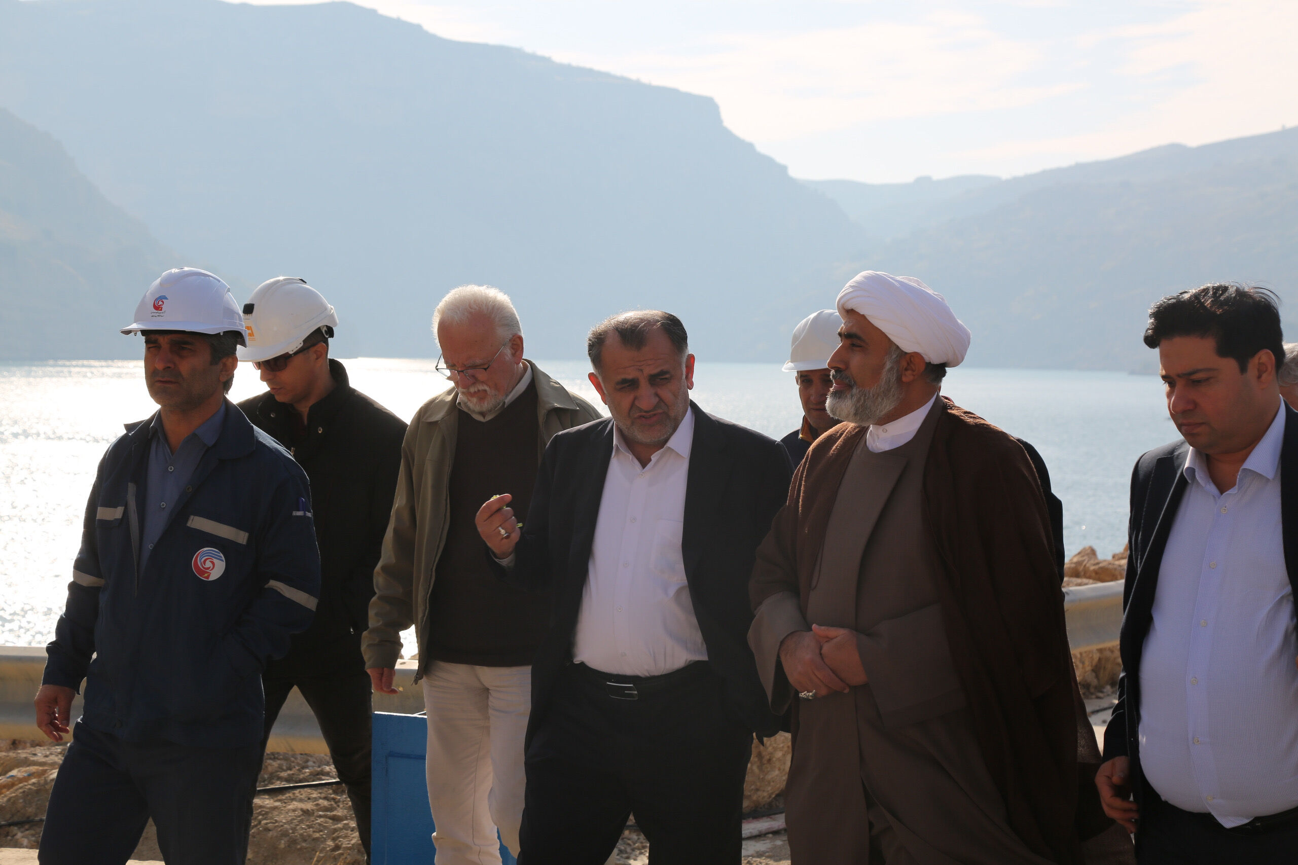بازدید مدیرکل بازرسی خوزستان و مدیرعامل سازمان آب و برق خوزستان از سد و نیروگاه مسجدسلیمان