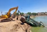 آغاز عملیات لایروبی و نی‌زدایی بند میزان شوشتر با استفاده از دستگاه واتر مستر کلاسیک II