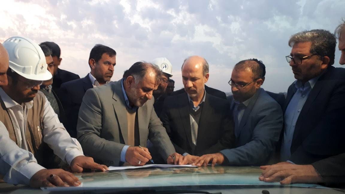 وزیر نیرو از سد و قفل کشتی رانی مارد بازدید کرد