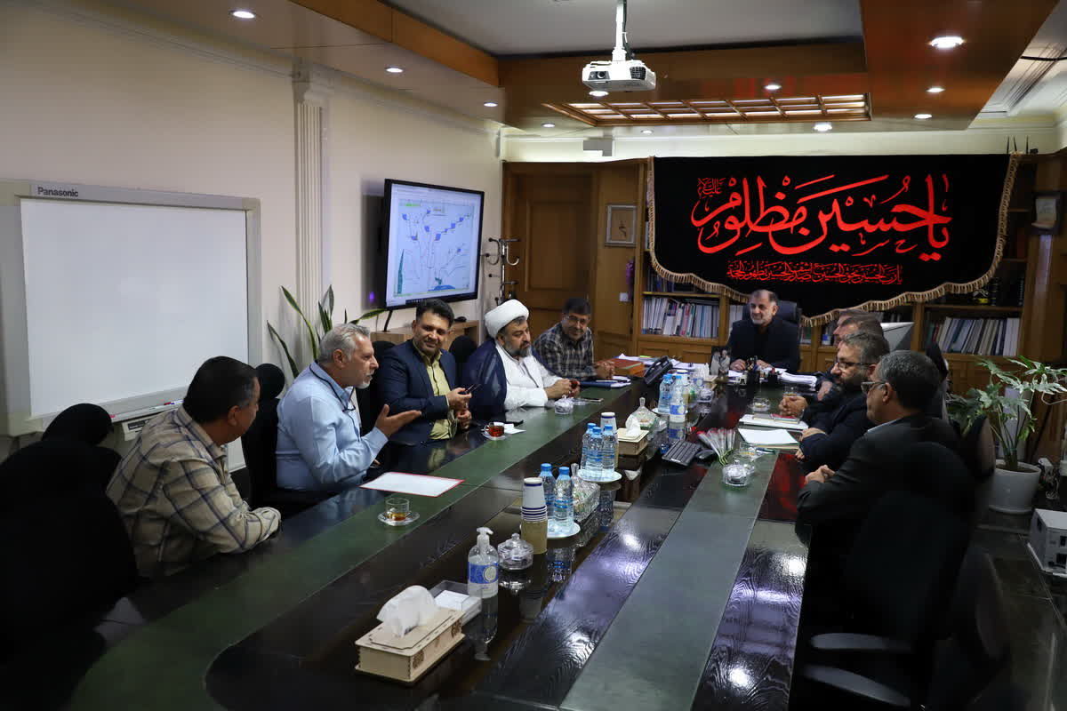 مدیر عامل سازمان آب و برق خوزستان از آزادگان هشت سال دفاع مقدس این سازمان تقدیر کرد
