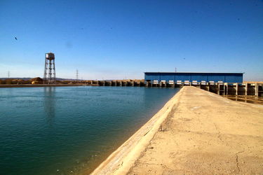 بازدید یک روزه استاندار از طرح آبرسانی غدیر