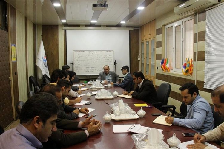 کارگاه آموزشی "قوانین مالیاتی شرکت ها" در ستاد شرکت تعمیرات نیروگاههای برق آبی خوزستان برگزار شد