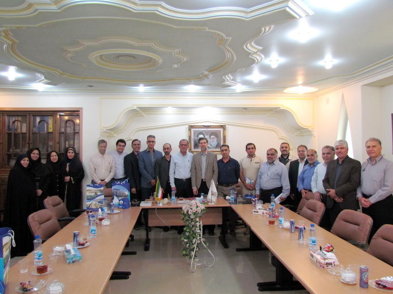 تجلیل شرکت آبیاری ناحیه شمال از عوامل برنامه رادیویی میراب دزفول