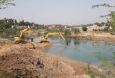 عملیات لایروبی بند میزان شهرستان شوشتر آغاز شد