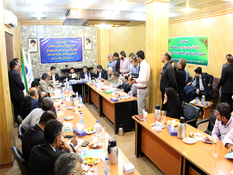  بررسی مشکلات کشاورزان بهبهان با حضور استاندار و مدیرعامل سازمان آب و برق خوزستان