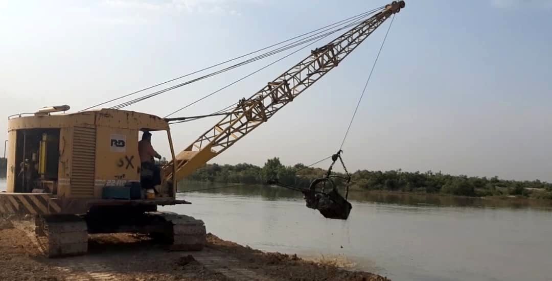 پایان عملیات لایروبی ورودی و کانال آبگیر ایستگاه پمپاژ شبکه آبیاری شعیبیه