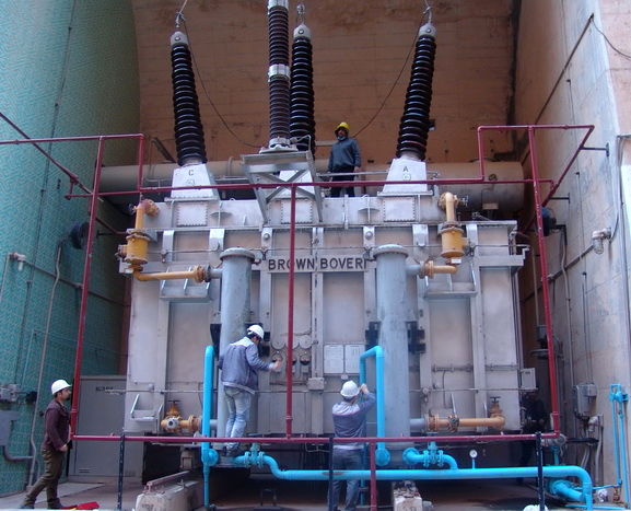 رفع نقص از ترانسفورماتور افزاینده قدرت واحد شماره 7 نیروگاه سد دز 