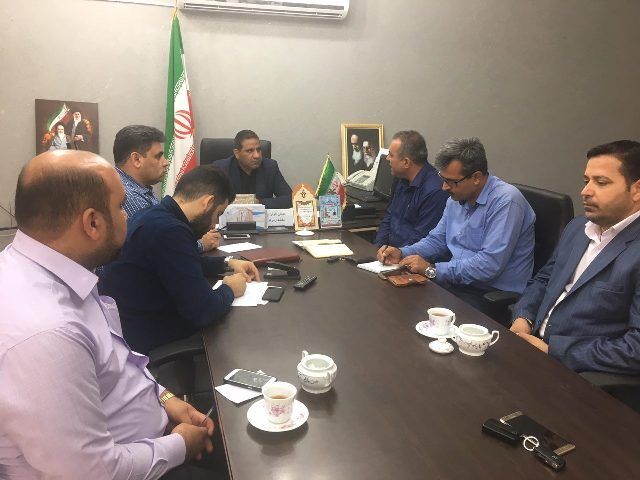 نشست هم‌اندیشی شرکت آبیاری کرخه و شاوور با بخشدار مرکزی حمیدیه