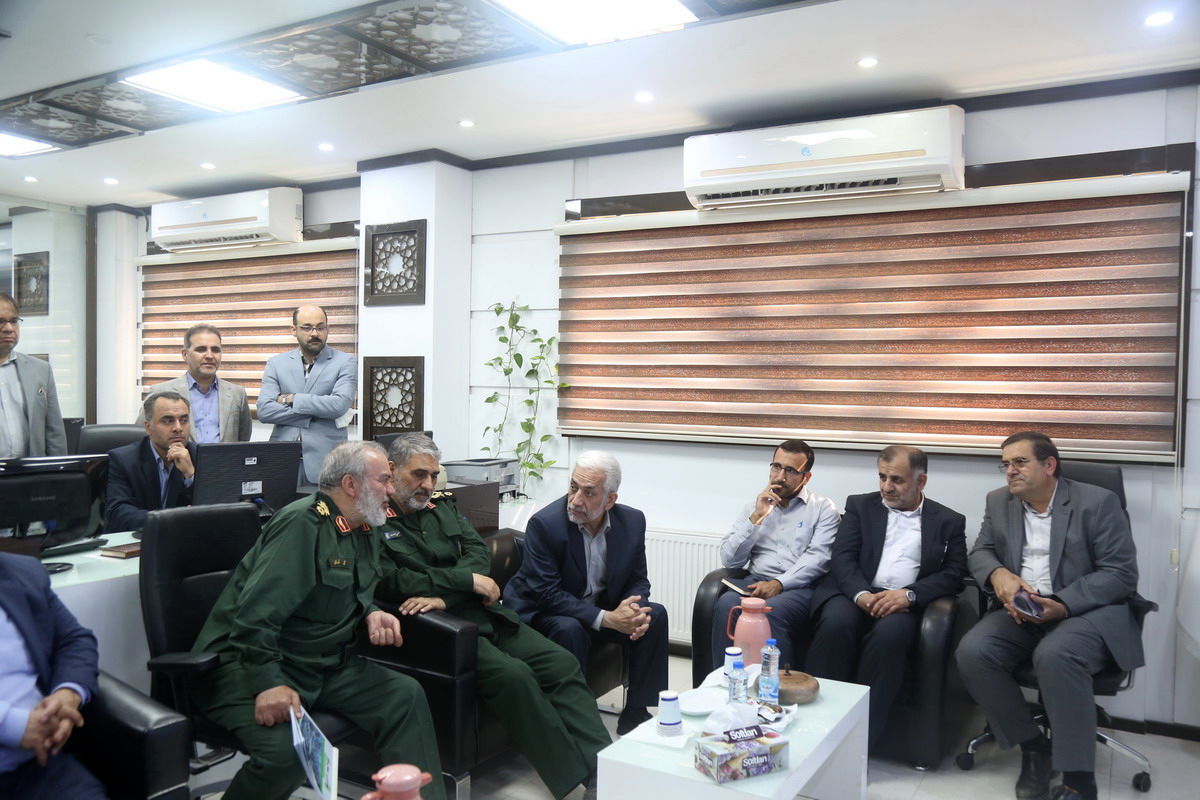 بازدید جانشین فرمانده کل سپاه از رصدخانه آب و انرژی