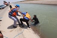 برگزاری مانور سقوط خودرو در کانال آبرسانی شرکت آب جنوب شرق