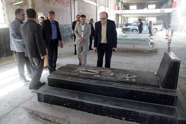 پاسداشت روز شهید با حضور مقامات سازمان آب و برق خوزستان در گلزار شهدای اهواز