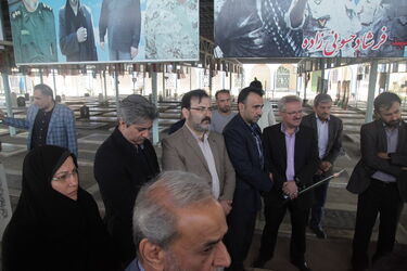 پاسداشت روز شهید با حضور مقامات سازمان آب و برق خوزستان در گلزار شهدای اهواز