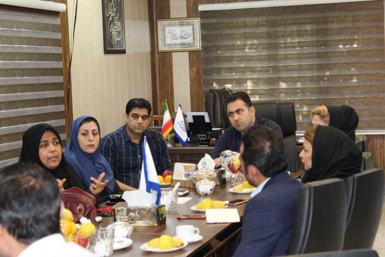نشست با نمایندگان بیمه آرمان برای حل مشکلات درمانی پرسنل