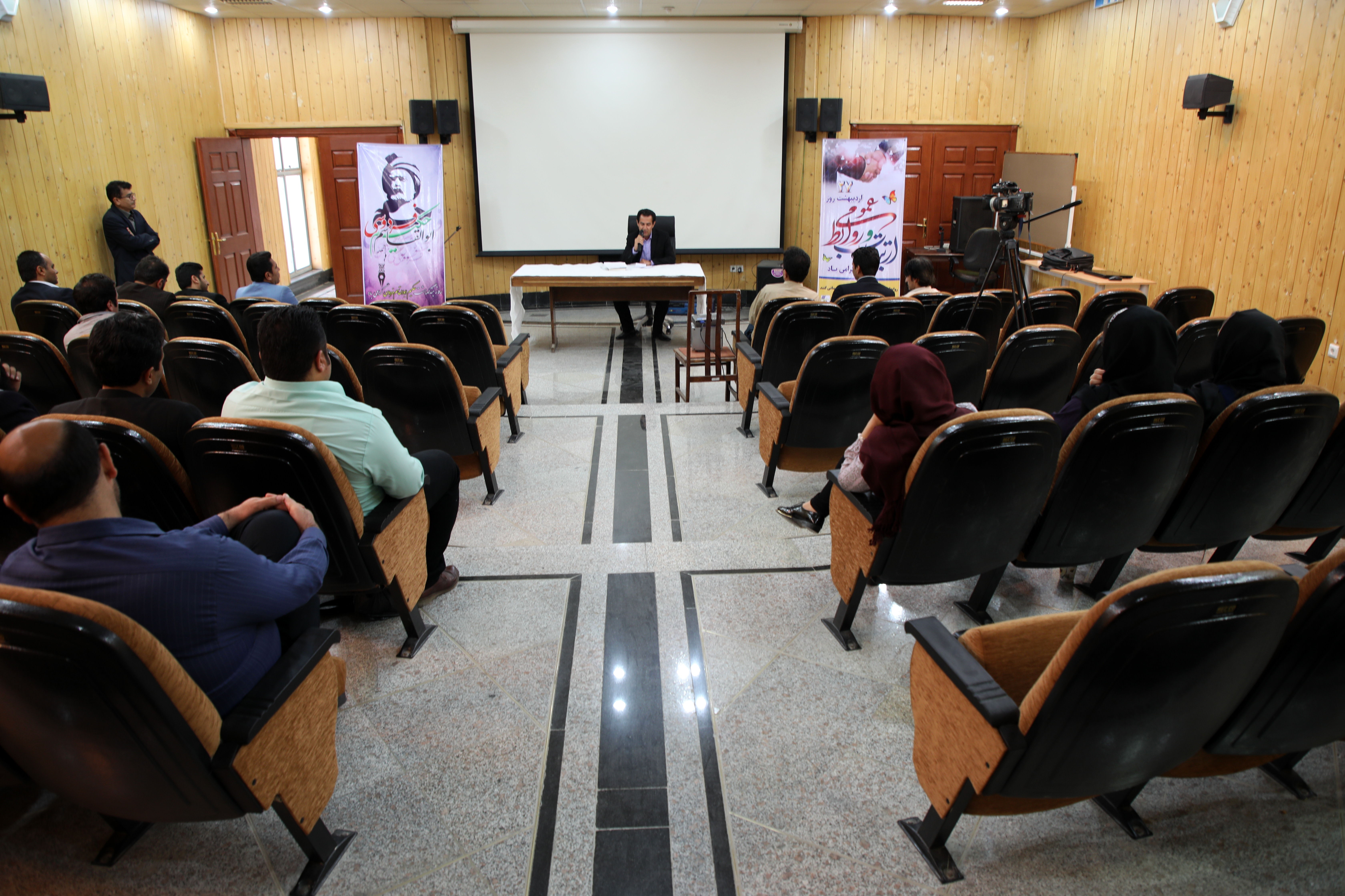 برگزاری آیین بزرگداشت روز روابط عمومی در سد و نیروگاه کارون3
