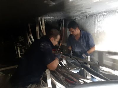 اورهال و رفع اشکال ازالکتروموتورهای هایلیفت تاسیسات مرغزار