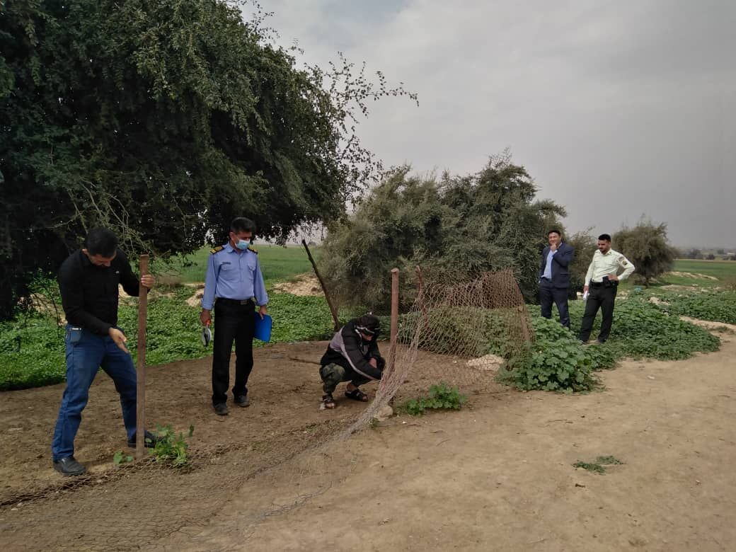 جمع آوری  حصار و ممانعت از  اسکان در حریم کانال ها و زهکش های تحت پوشش شرکت بهره برداری از شبکه های آبیاری کارون بزرگ