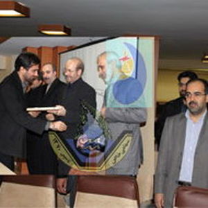 کارکنان روابط عمومی شبکه آبیاری دز تجلیل شدند