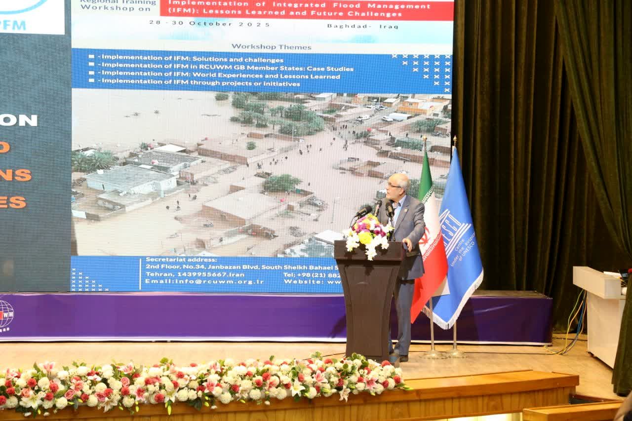 خوزستان پیشکسوت صنعت آب و برق کشور است