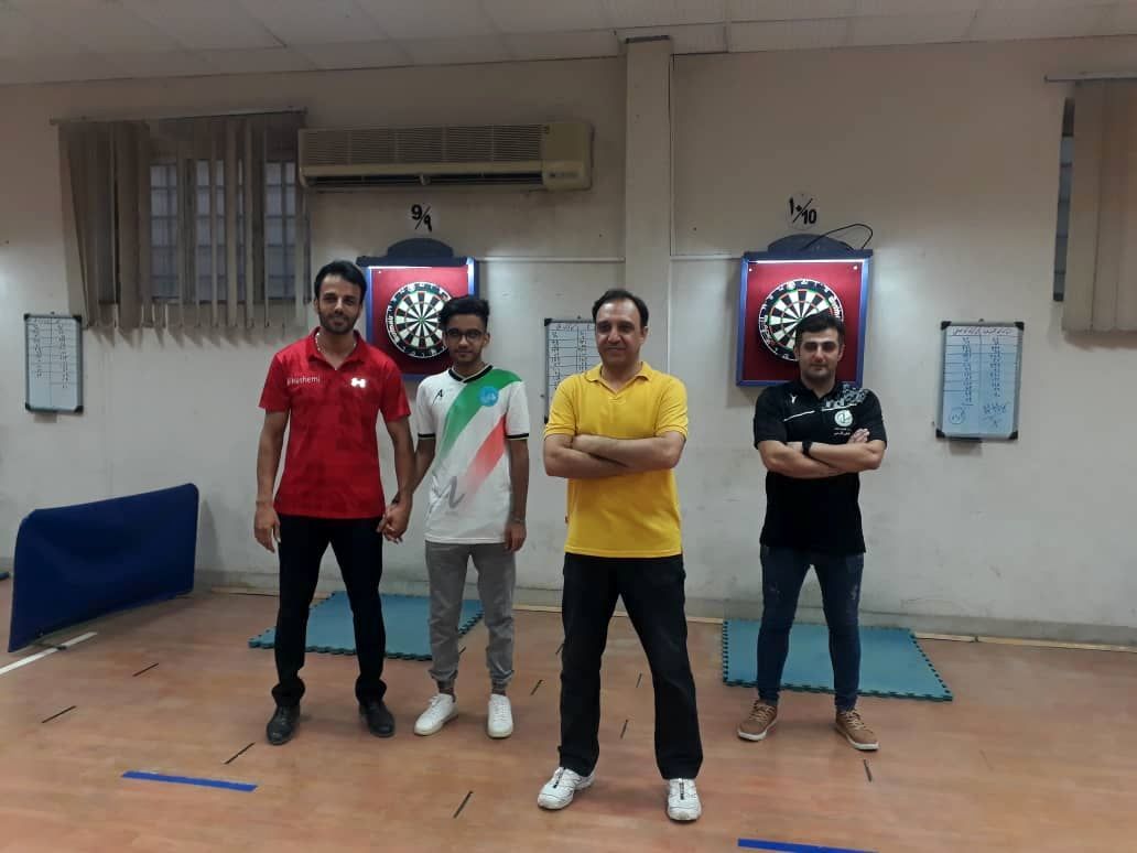 کارمند سازمان آب و برق خوزستان مقام اول مسابقات دارت قهرمانی استان را کسب کرد