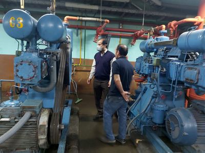  اجرای عملیات بازسازی کمپرسورهای هوای نیروگاه اول سد شهید عباسپور 