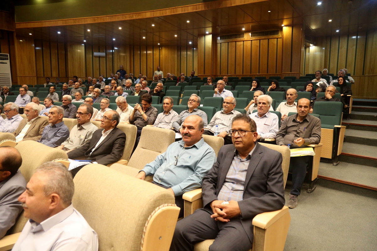  تکریم از باز نشستگان، در سالن همایش های بین المللی گیت بوستان