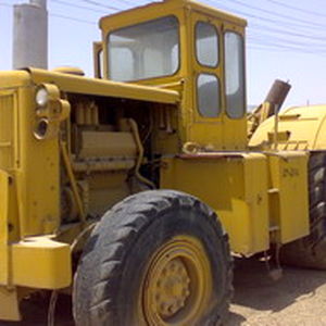 مزایده:: فروش ۲۸ دستگاه دامپتراک کاترپیلار و ۲۲۵ قلم لوازم یدکی مربوطه