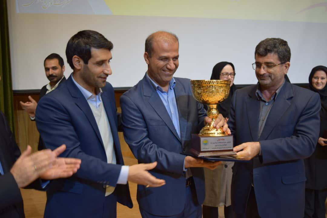 کسب مقام قهرمانی بانوان شناگرسازمان آب و برق خوزستان درمسابقات وزارت نیرو