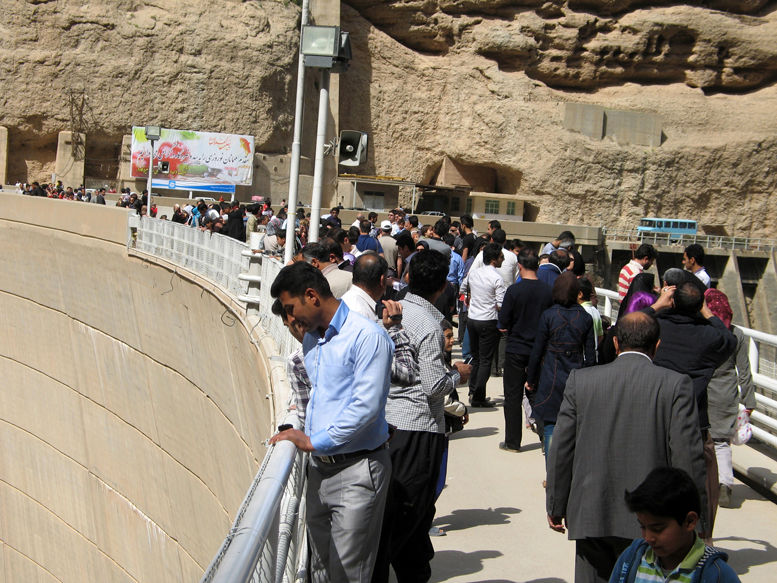 بازدید ۸۳۰۰۰ نفر مهمان نوروزی از مجموعه سد و نیروگاه دز