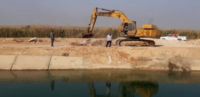 ترمیم سه نقطه از کانال پای پل در شبکه آبیاری کرخه شمالی