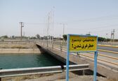 شنا در رودخانه و کانال های آبیاری شمال خوزستان؛ چالش جدی تامین و توزیع آب کشاورزی