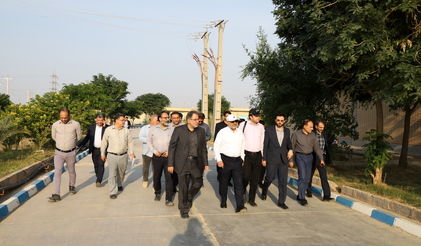 مدیرعامل سازمان آب و برق خوزستان از تاسیسات و زیر ساخت های طرح  آبرسانی غدیر بازدید کرد