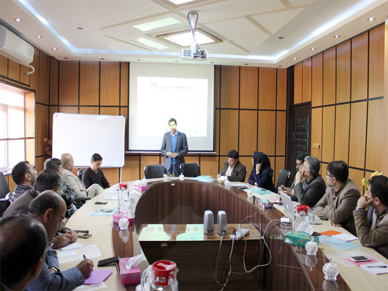 دوره آموزشی ساماندهی و آراستگی محیط کار در شرکت بهره برداری مارون برگزار شد