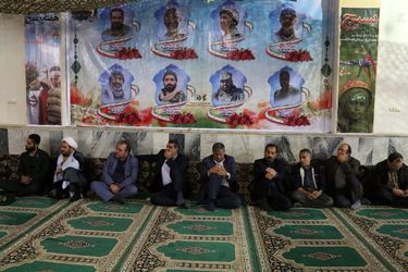 برگزاری مراسم زیارت عاشورا به مناسبت بزرگداشت شهداء