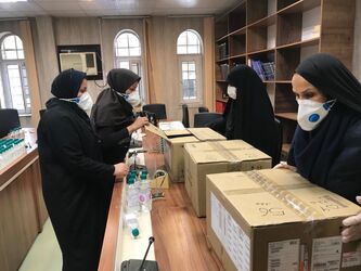 گزارش تصویری از فعالیت بسیج سازمان آب و برق در ارسال مواد ضدعفونی به مناطق محروم