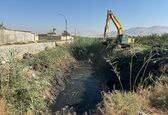 لایروبی زهکش مجاور روستای دودانگه بهبهان