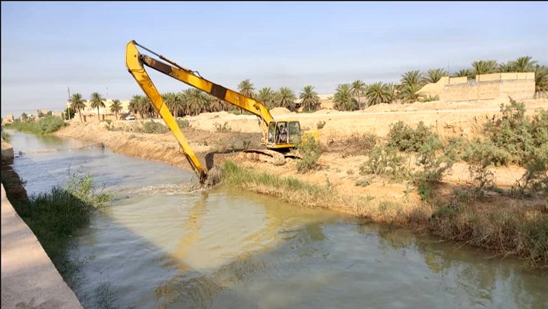 آغاز عملیات لایروبی نهر خروسی در شهرستان شادگان
