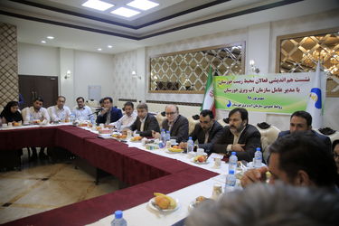نشست فعالان محیط زیست استان با مدیرعامل سازمان آب و برق خوزستان