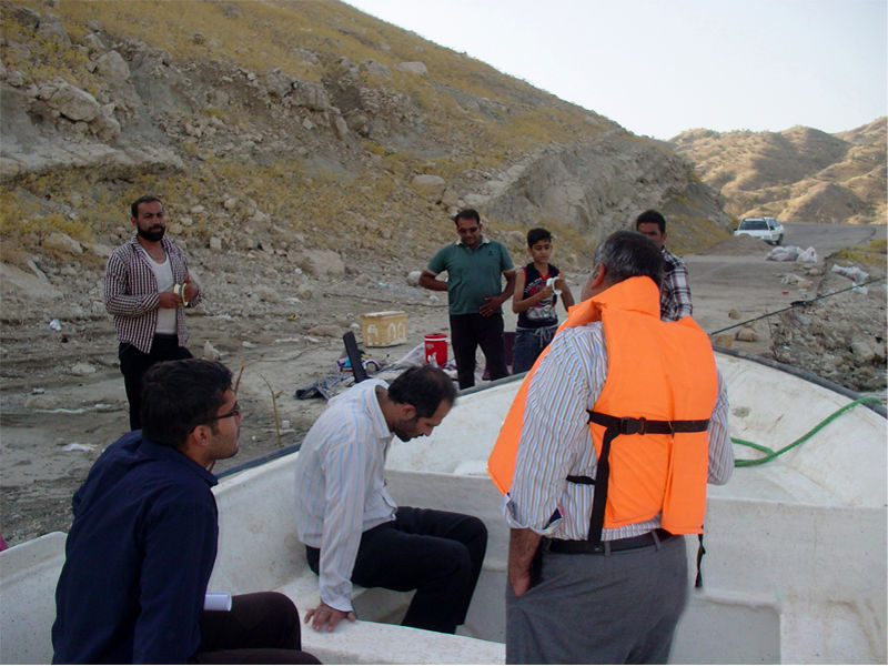 برخورد قانونی با صیادان غیرمجاز در دریاچه سد مخزنی مارون