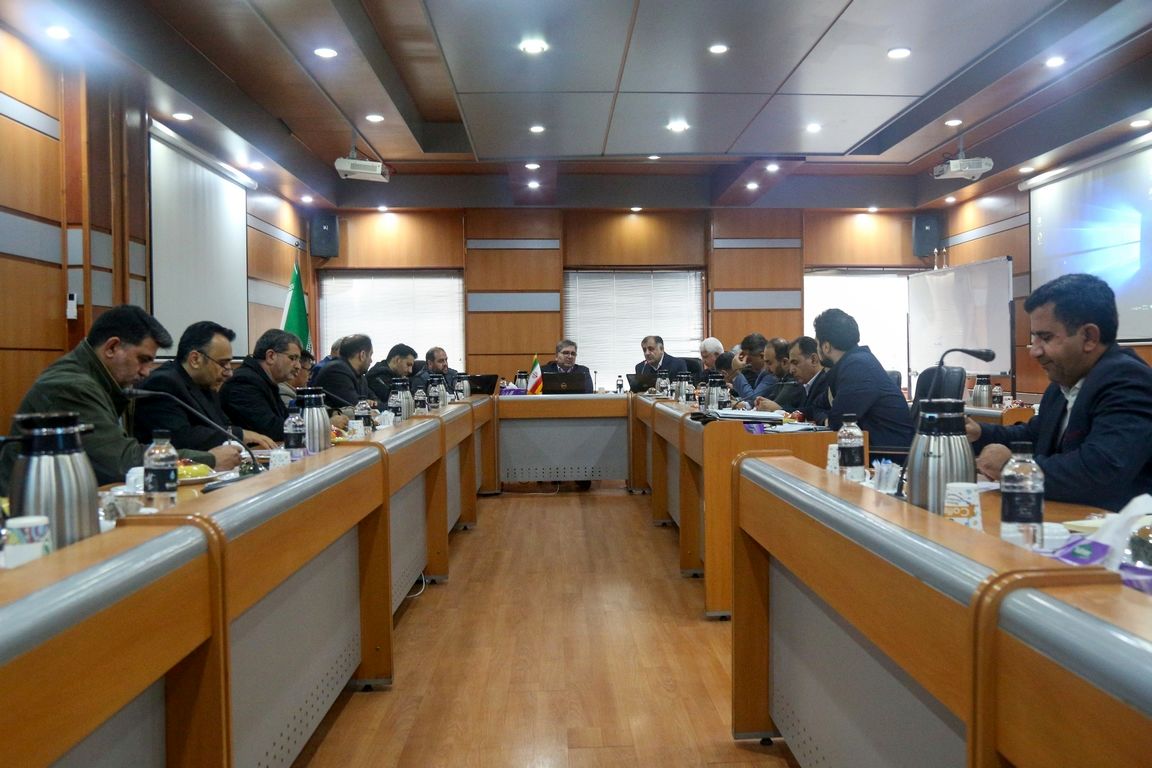 جلسه سازگاری با کم آبی خوزستان برگزار شد
