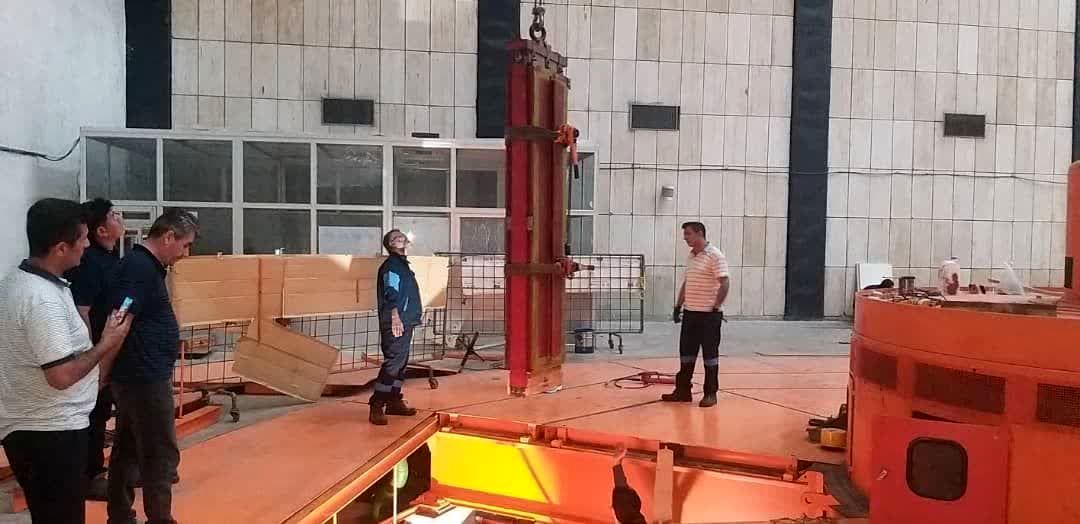 رفع اشکال از ژنراتور واحد شماره ۴ نیروگاه سد شهید عباسپور