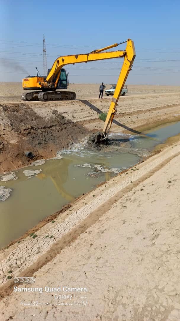 عملیات لایروبی در شبکه آبیاری شمال شرق اهواز آغاز گردید