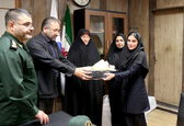 تقدیر از پرستاران مرکز پزشکی صنعت آب و برق خوزستان بمناسبت روز پرستار