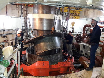 عملیات تعمیر شفت سیل و تعویض تیوپ سیل واحد 6 سد شهید عباسپور به پایان رسید