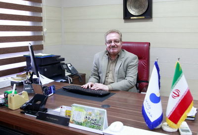 با چشمان بسته کتاب بخوانیم