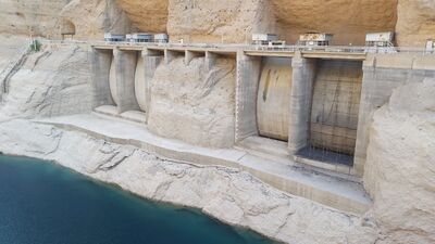 عملیات تعمیر و تعویض آب‌بند سرریز شماره یک نیروگاه سد دز به پایان رسید