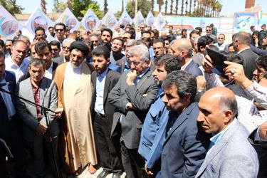 تصاویر آیین بهره برداری از فاز اول طرح جامع آبرسانی به شهرستان دزفول و کلنگ زنی آغاز فاز دوم طرح